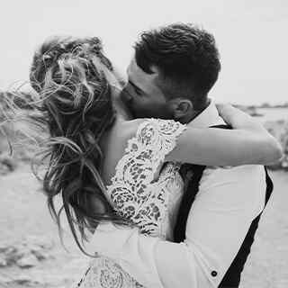https://alwaysandforeverbyemily.com.au/wp-content/uploads/2020/11/floating_image.jpg