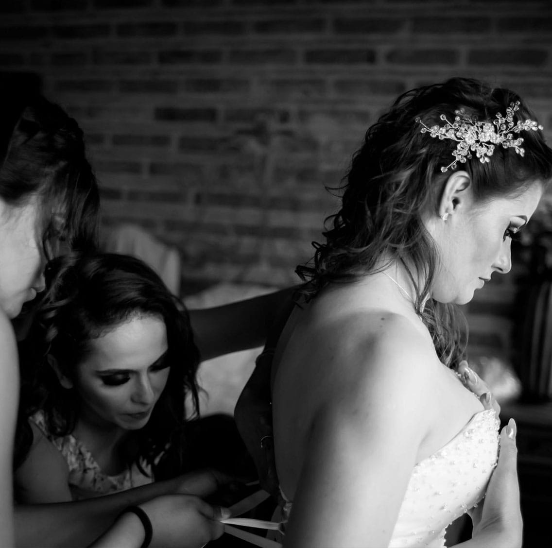 https://alwaysandforeverbyemily.com.au/wp-content/uploads/2025/09/help_bride.jpg